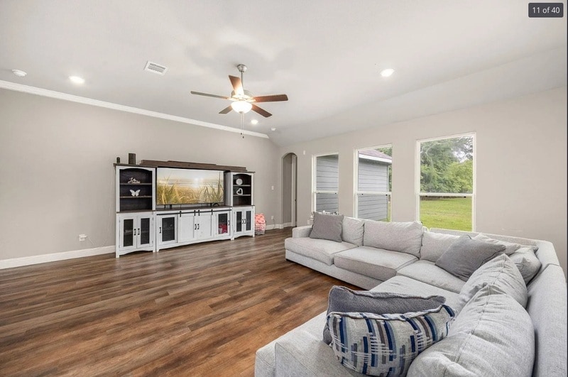 Building Photo - 26579 Pin Oak Dr