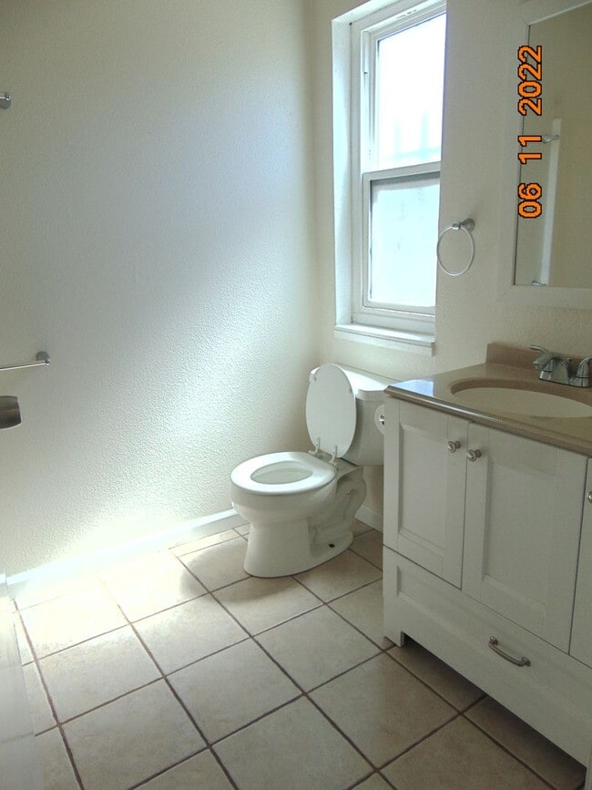 Building Photo - S.55th Street 1520