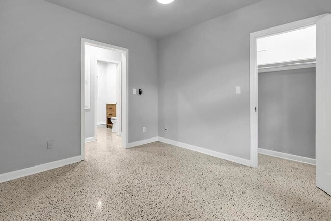 Building Photo - 17 Ocean Breeze