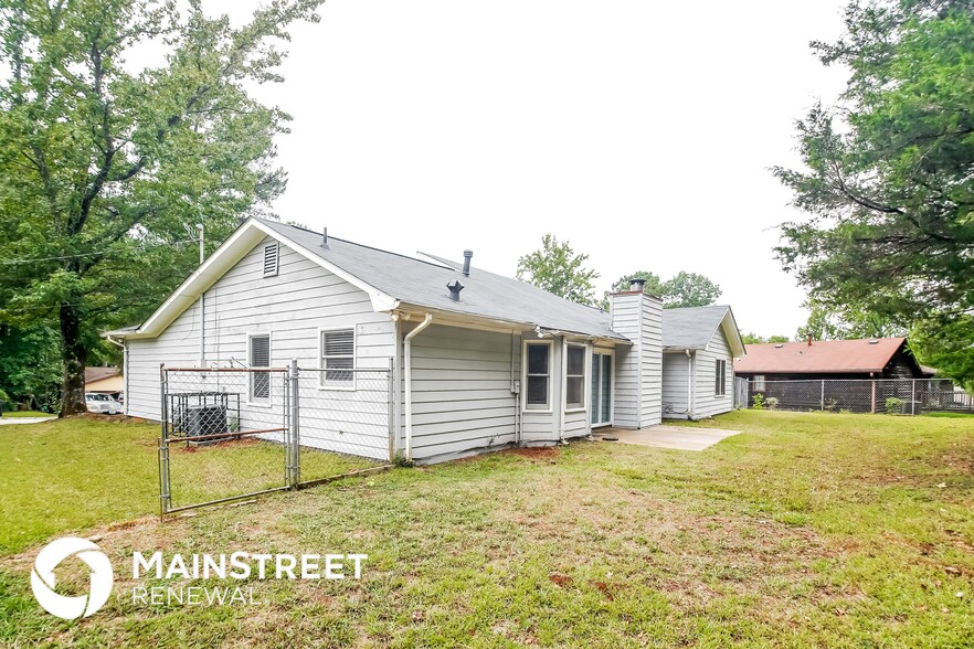 Building Photo - 120 Hearth Way