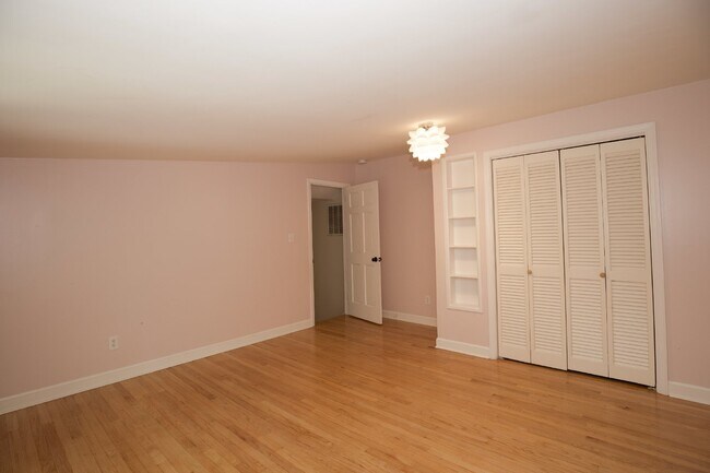 Building Photo - Stunning home in Weymouth Woods Southern P...