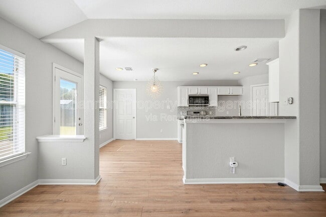 Building Photo - 14631 Hazy Ridge Ln