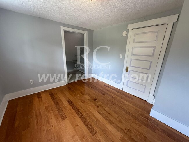 Building Photo - 1323 Grant-