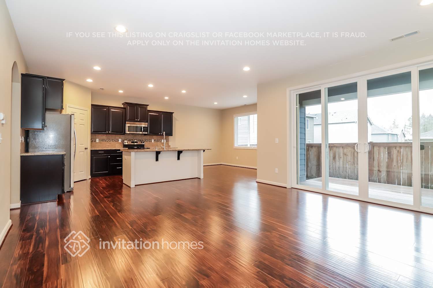 Building Photo - 16424 80th Ave E