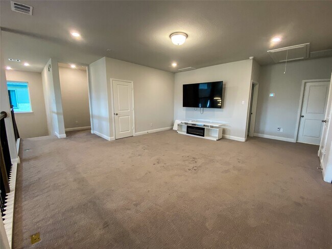 Building Photo - 10011 Serenity Grv Dr