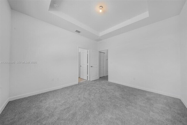 Building Photo - 2567 SE 25th Ter