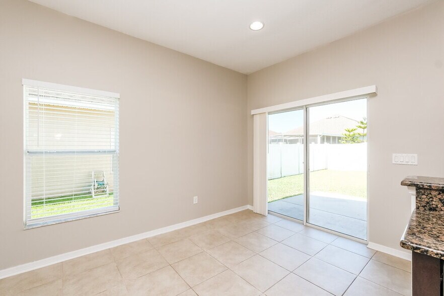 Building Photo - 1807 Bonita Bluff Ct