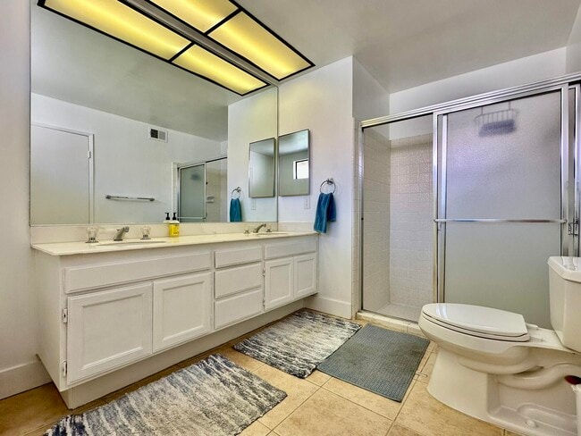 Building Photo - 316 Sierra Madre S