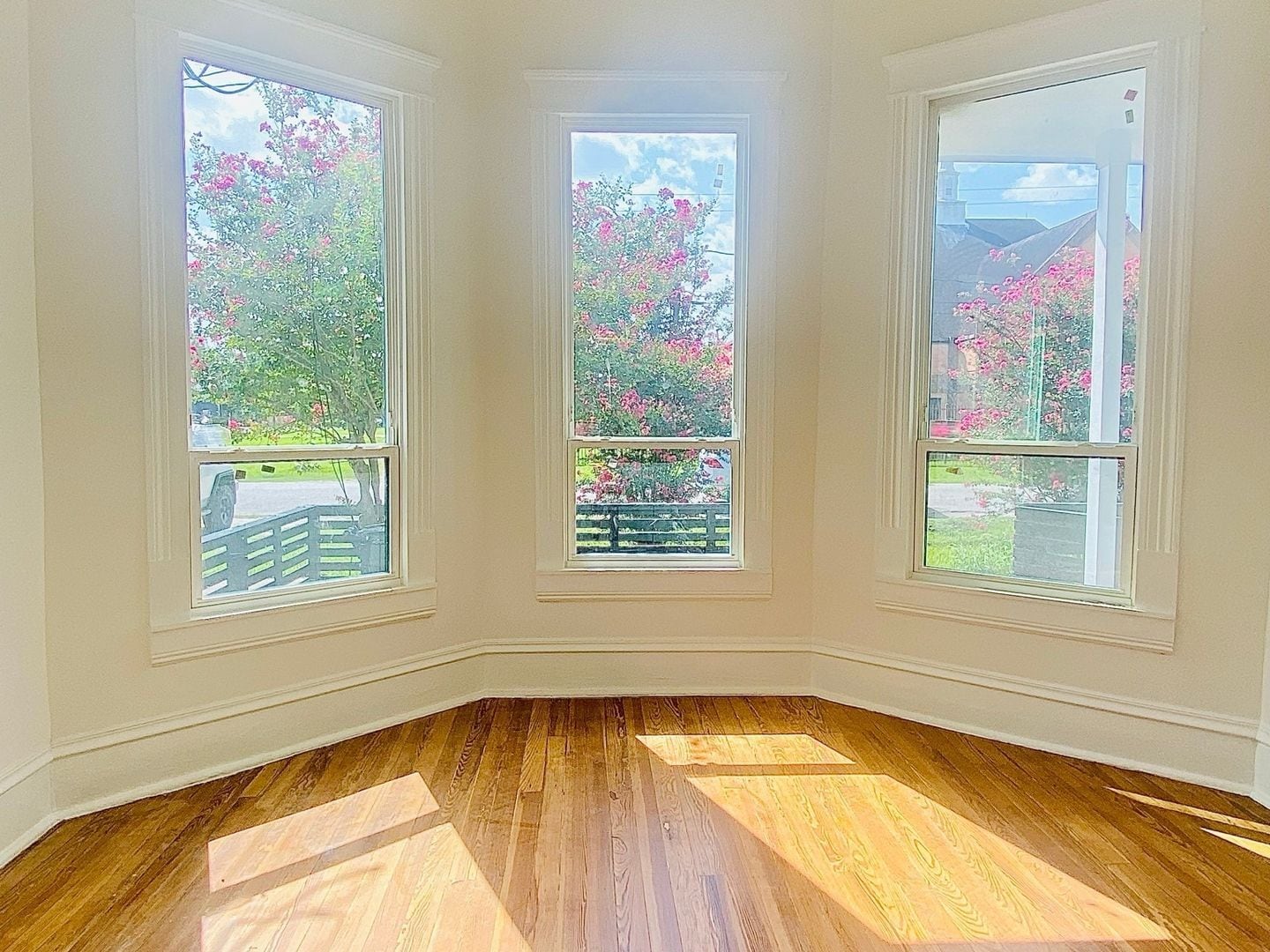 Building Photo - 2510 Nagle St