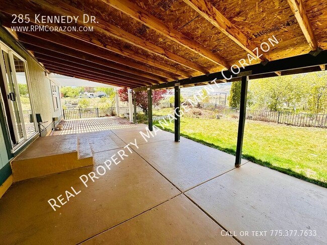 Building Photo - 285 Kennedy Dr