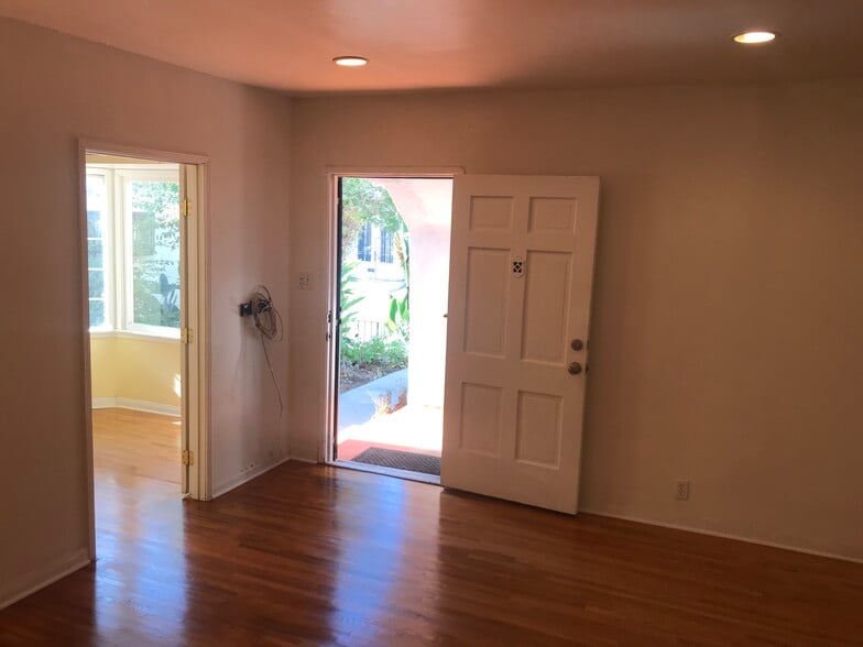 Living Room - 5362 Monroe St