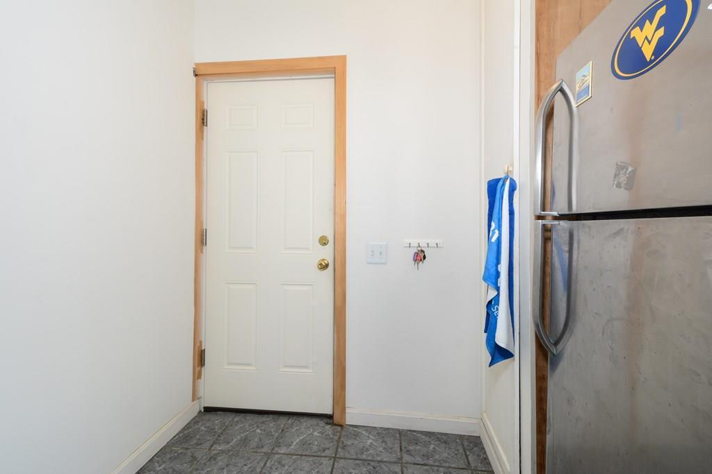 Building Photo - 20 June St