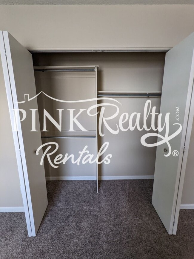 Building Photo - 415 Garwood Ct