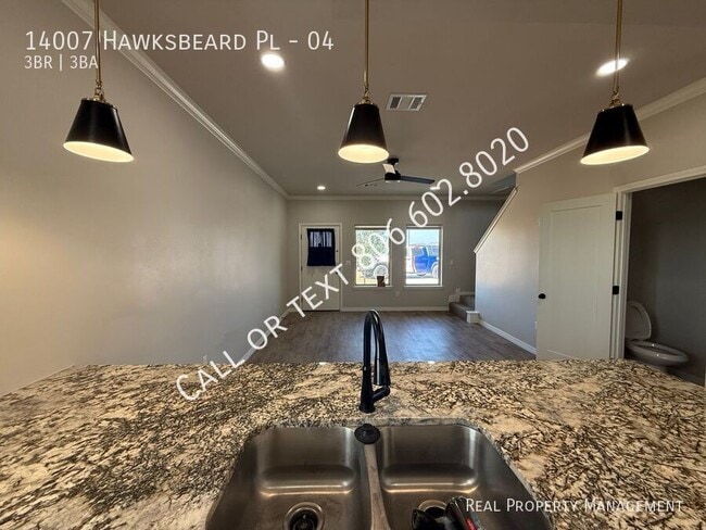 Building Photo - 14007 Hawksbeard Pl