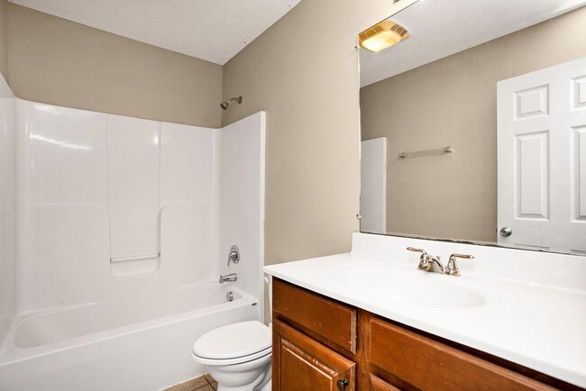 Building Photo - 6694 S Wilson Rd