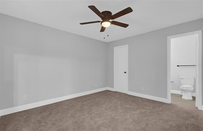 Building Photo - 1035 S Hiawassee Rd