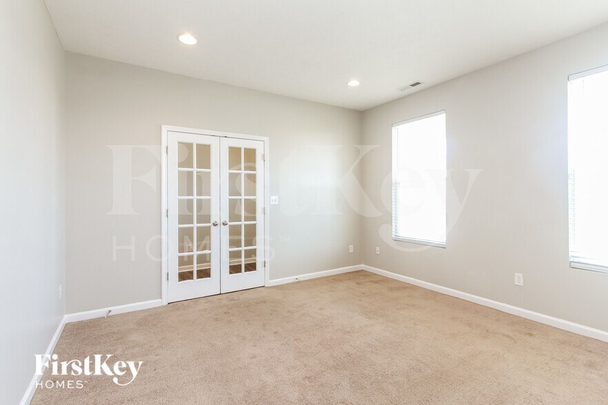 Building Photo - 3350 Firethorn Drive