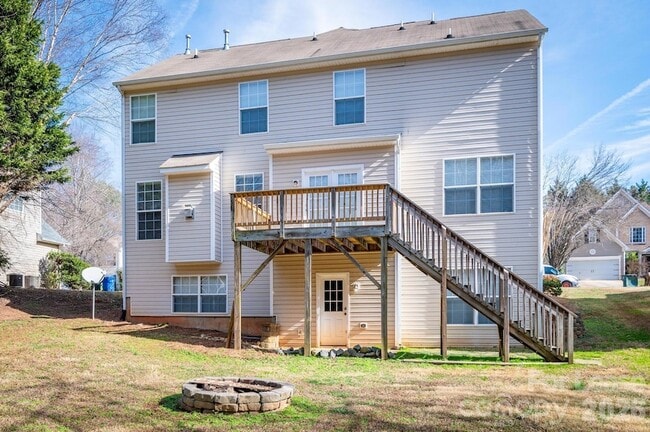 Building Photo - 160 Matlen Dr