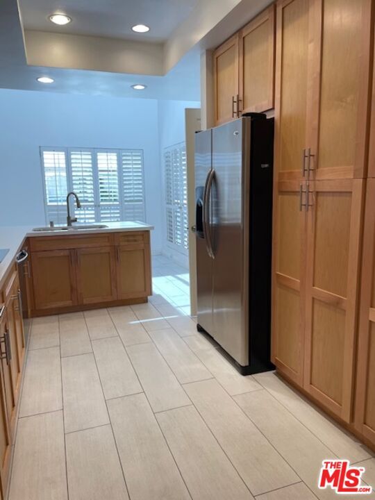 Building Photo - 4338 Redwood Ave