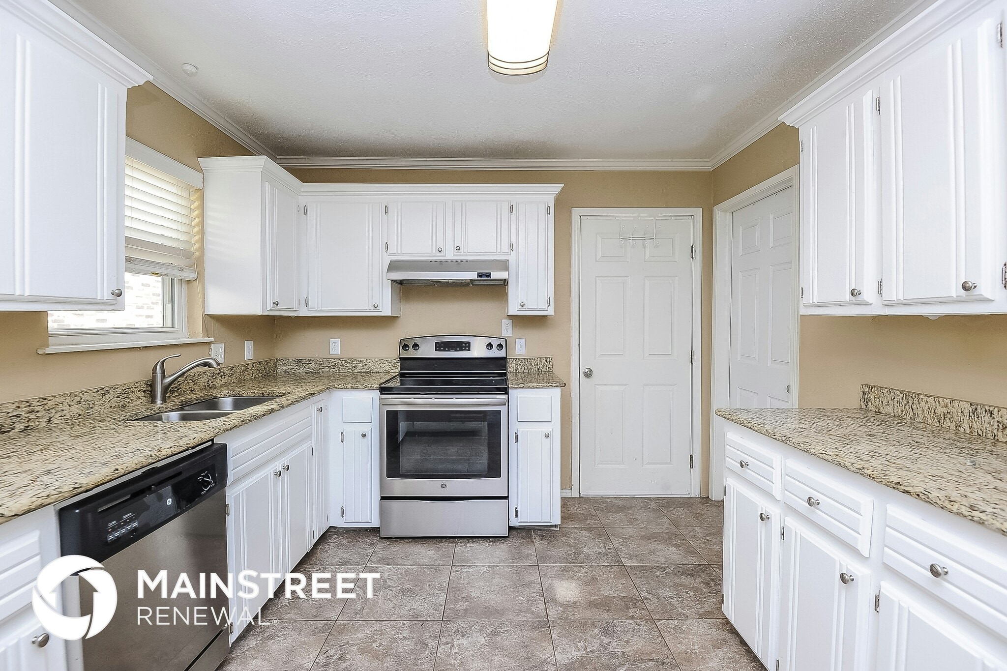 Building Photo - 621 S Willowood Dr