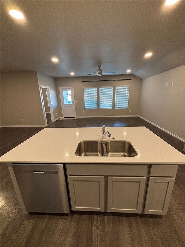 Building Photo - 4301 Christina Ct