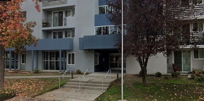 Building Photo - 530 Coffee Rd