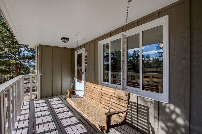 Building Photo - Peaceful 5 bdrm Mountain retreat in Woodla...