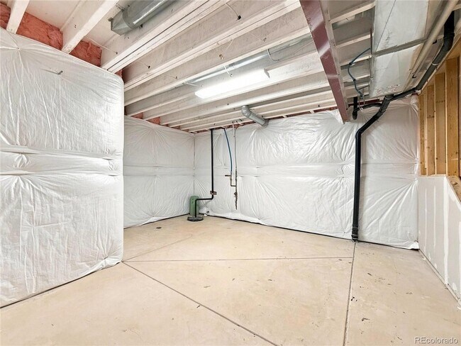 Building Photo - 9395 Antero St