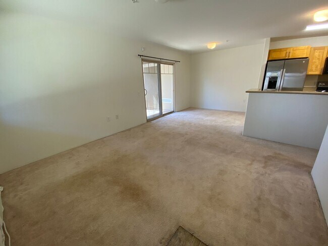 Building Photo - 91-1009 Kamaaha Ave #505