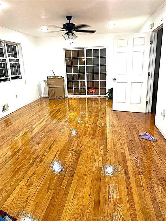 Livingroom - 919 Paterson Plank Rd