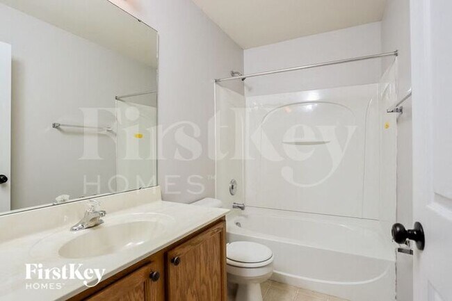 Building Photo - 519 Cottage Crossing