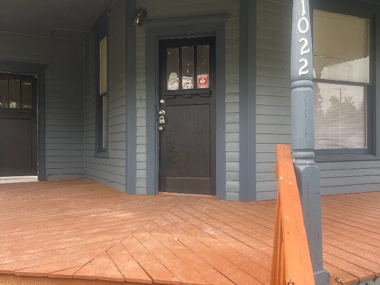 Primary Photo - 1022 W Morgan St