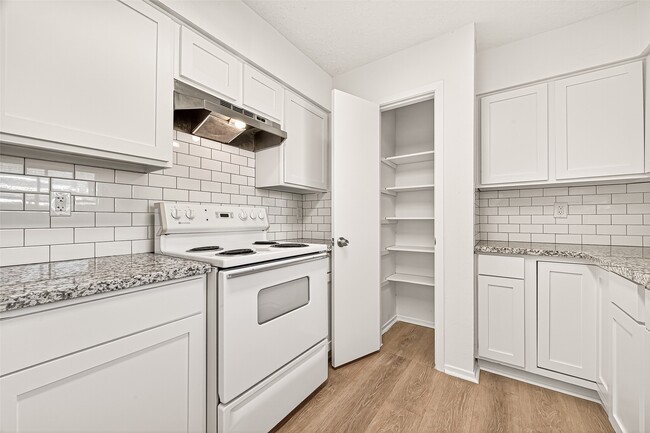 Building Photo - 7107 Gettysburg Dr