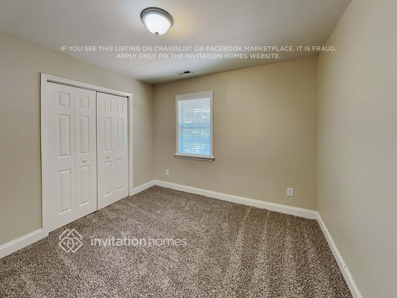 Building Photo - 2611 Meadow Ln