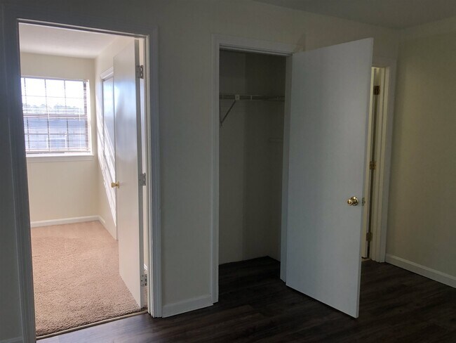 Building Photo - 11 Railroad Ave