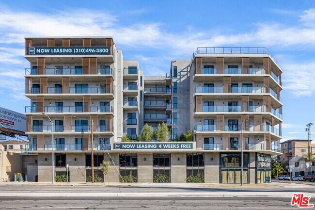 Primary Photo - 3800 Mentone Ave