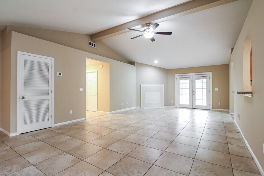 Building Photo - 8028 Bannockburn Dr