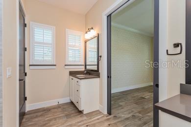 Building Photo - 8276 Modiano St