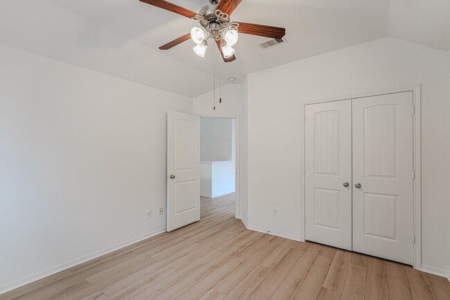 Building Photo - 25507 Marmite Dr