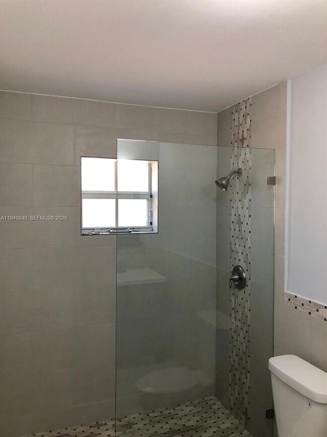 Building Photo - 4939 SW 144th Ave