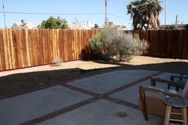 Building Photo - 7224 Periwinkle Dr