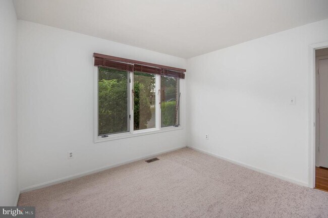 Building Photo - 4572 Shetland Green Rd