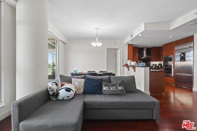 Building Photo - 3141 Michelson Dr