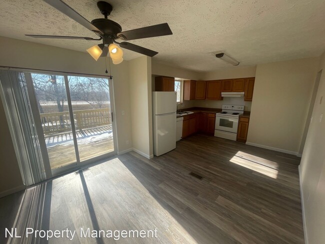 Building Photo - 4 br, 3 bath House - 21009 Appoloosa Drive