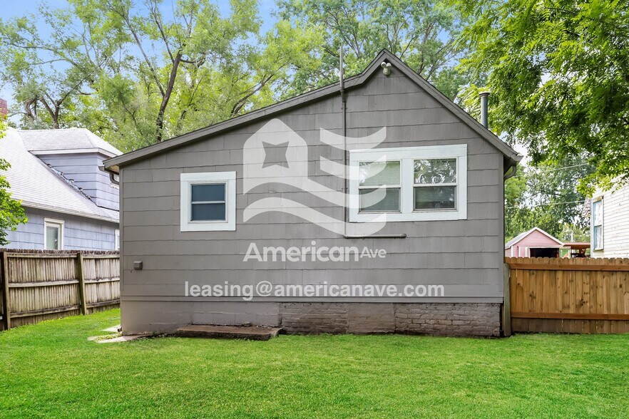 Building Photo - 624 Marion St