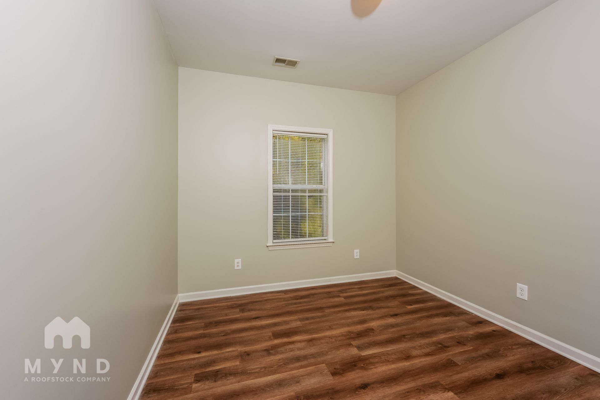 Building Photo - 325 Shelby Forest Dr