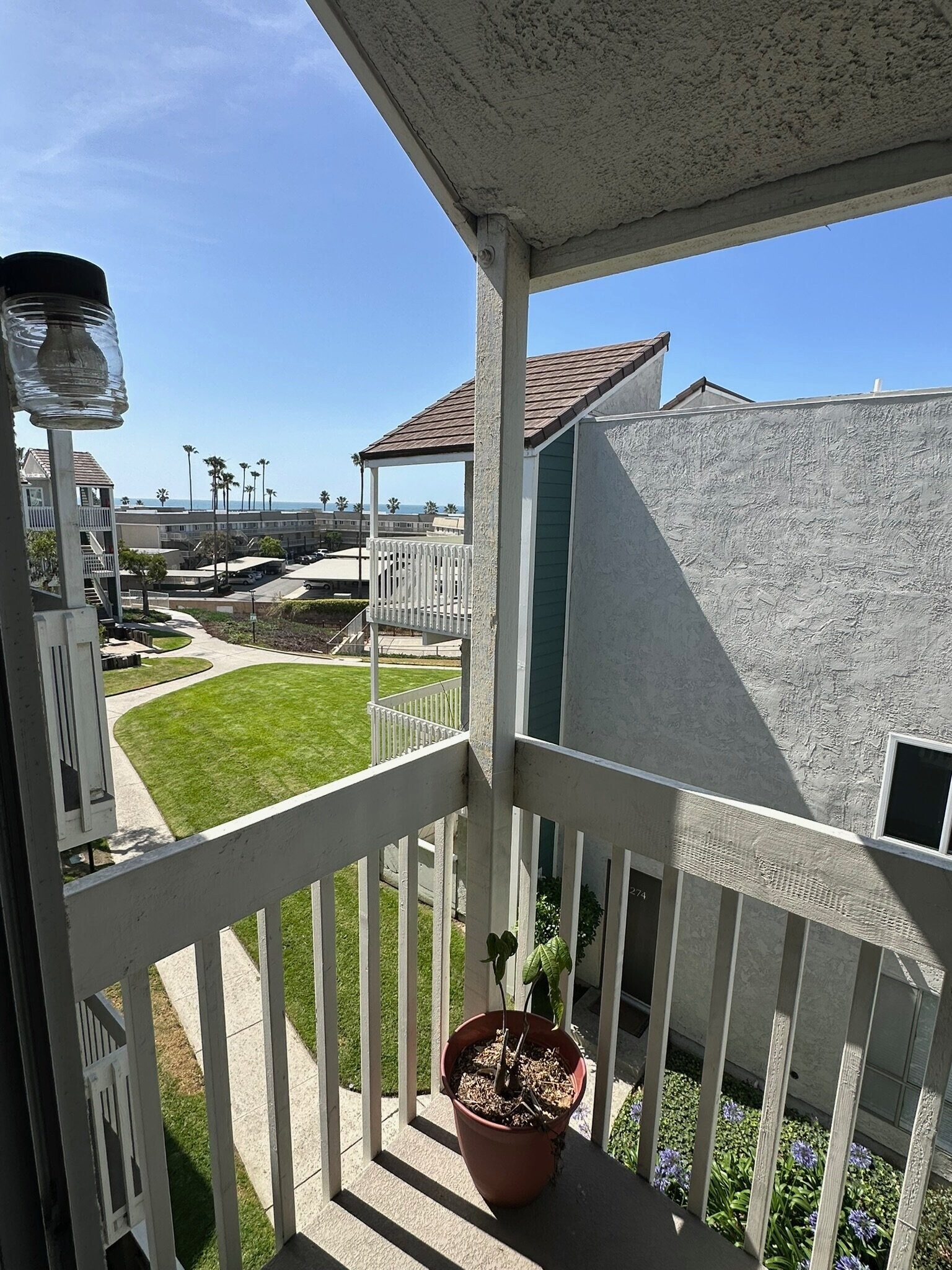 Building Photo - 263 S Ventura Rd