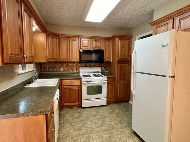 Building Photo - Cute 3 bed 1.5 Bath in Midwest City