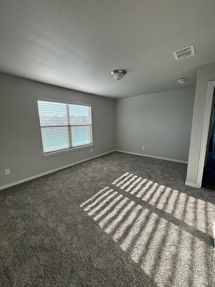 Building Photo - 1428 Montoya Ln