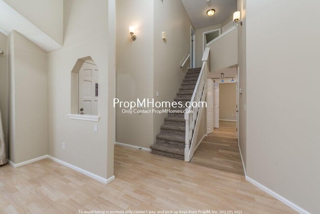 Building Photo - Charming Three Bedroom Home in West Beaver...